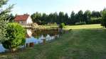 Domek nad stawem